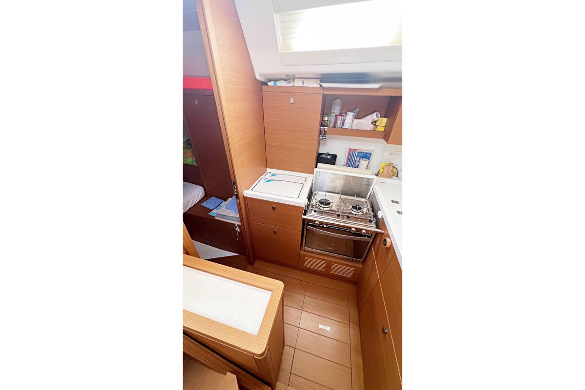 2020 Grand Soleil 42 Long Cruise