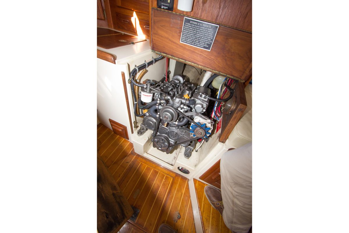 1992 Pacific Seacraft 37