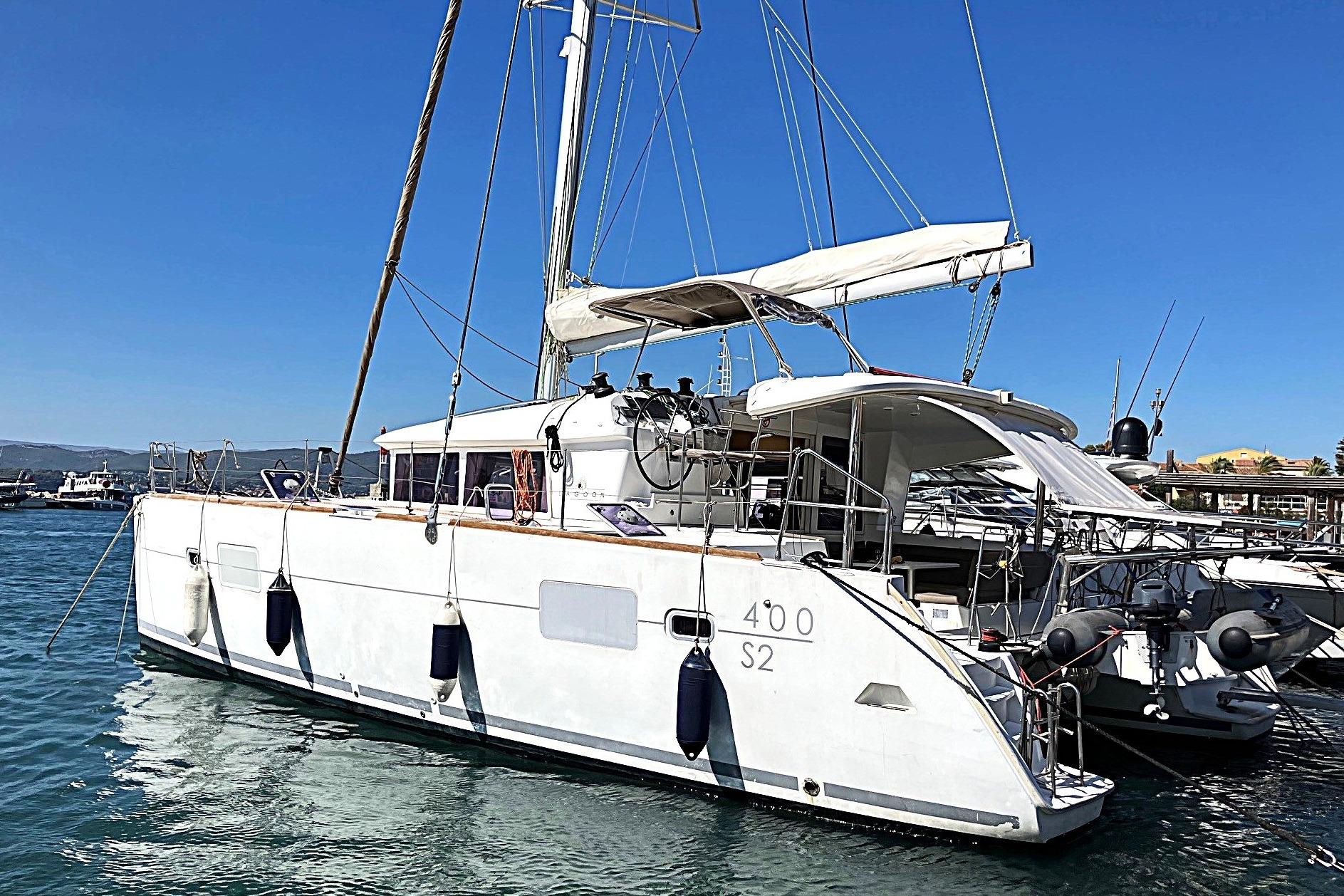 2014 Lagoon 400 S2 for sale in Toulon, Var, France