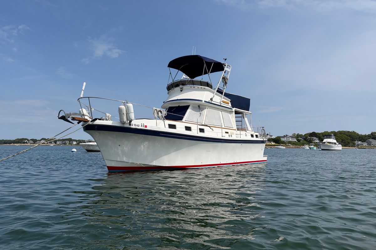 1986 Albin 34 Family Cruiser