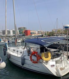 2006 Beneteau 323 Boats