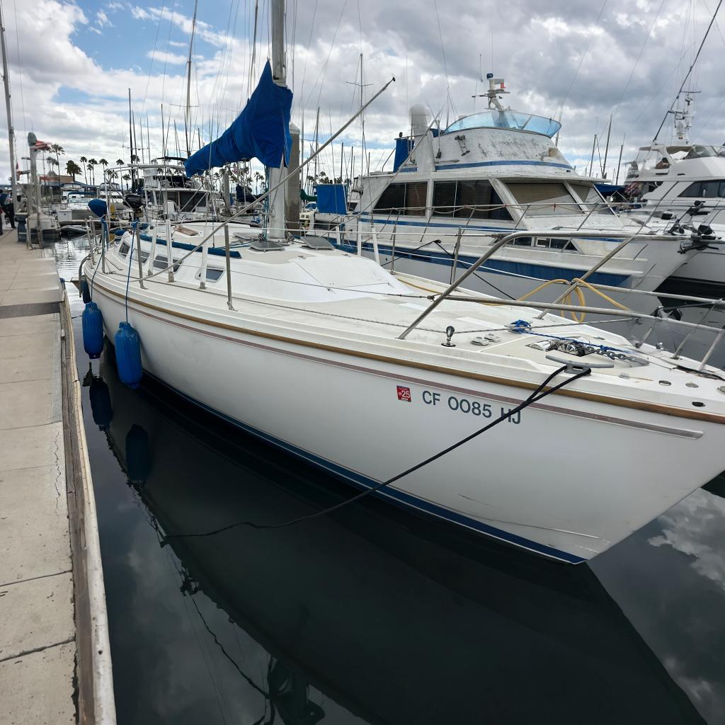 1985 Catalina 36