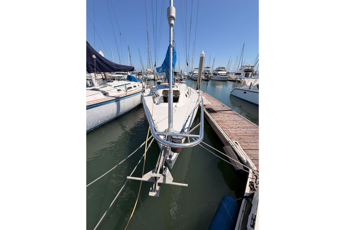 1999 Catalina 320