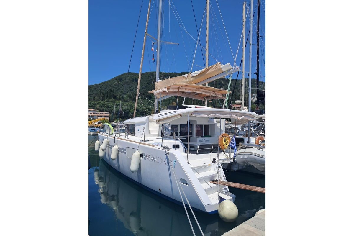 2017 Lagoon 450 F