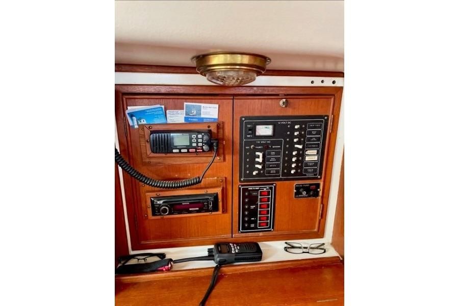 1990 CS 34