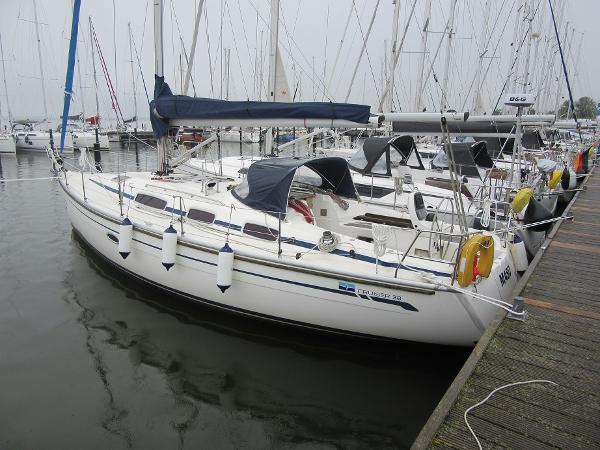 2003 Bavaria Cruiser 38 Boats