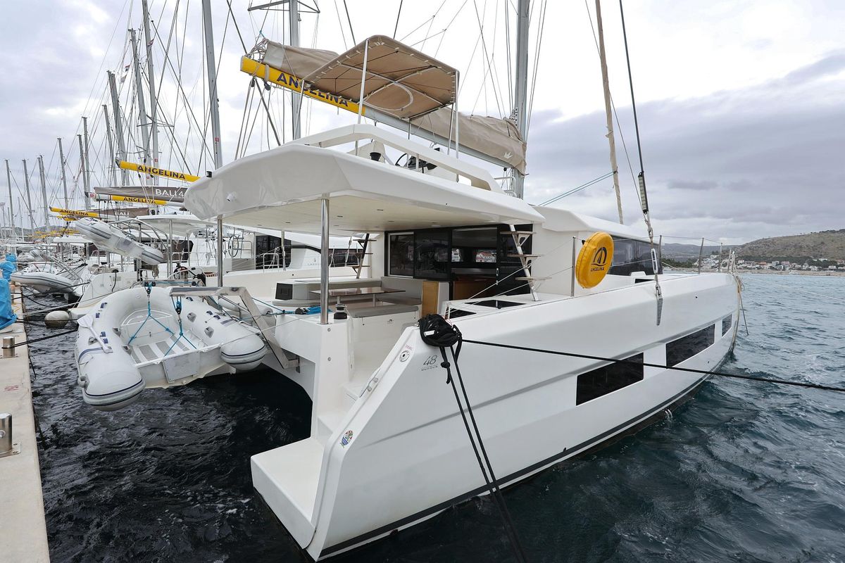 2018 Dufour Catamarans 48