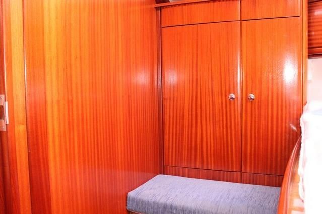 2004 Bavaria Cruiser 36