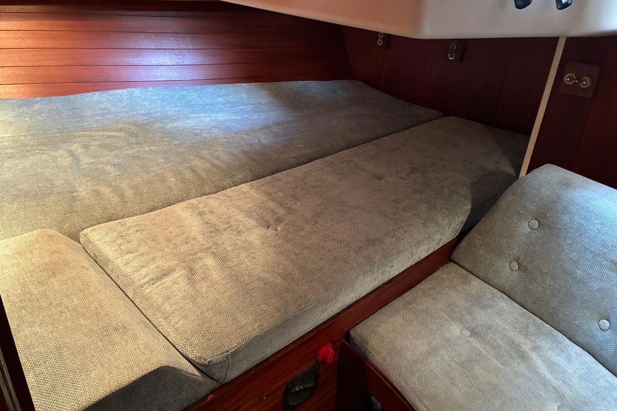 1989 Sweden Yachts 340