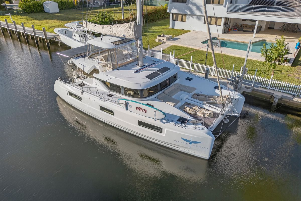2021 Lagoon 46