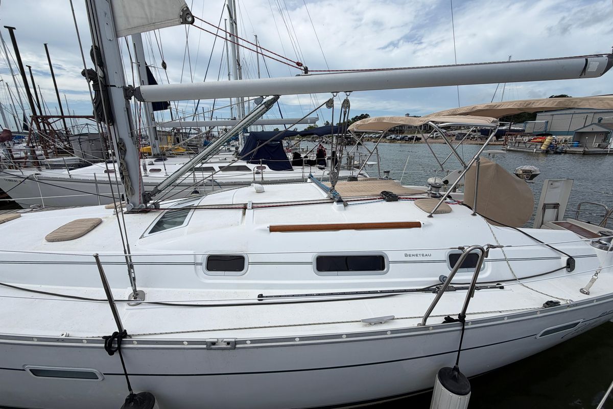 2008 Beneteau Oceanis 343