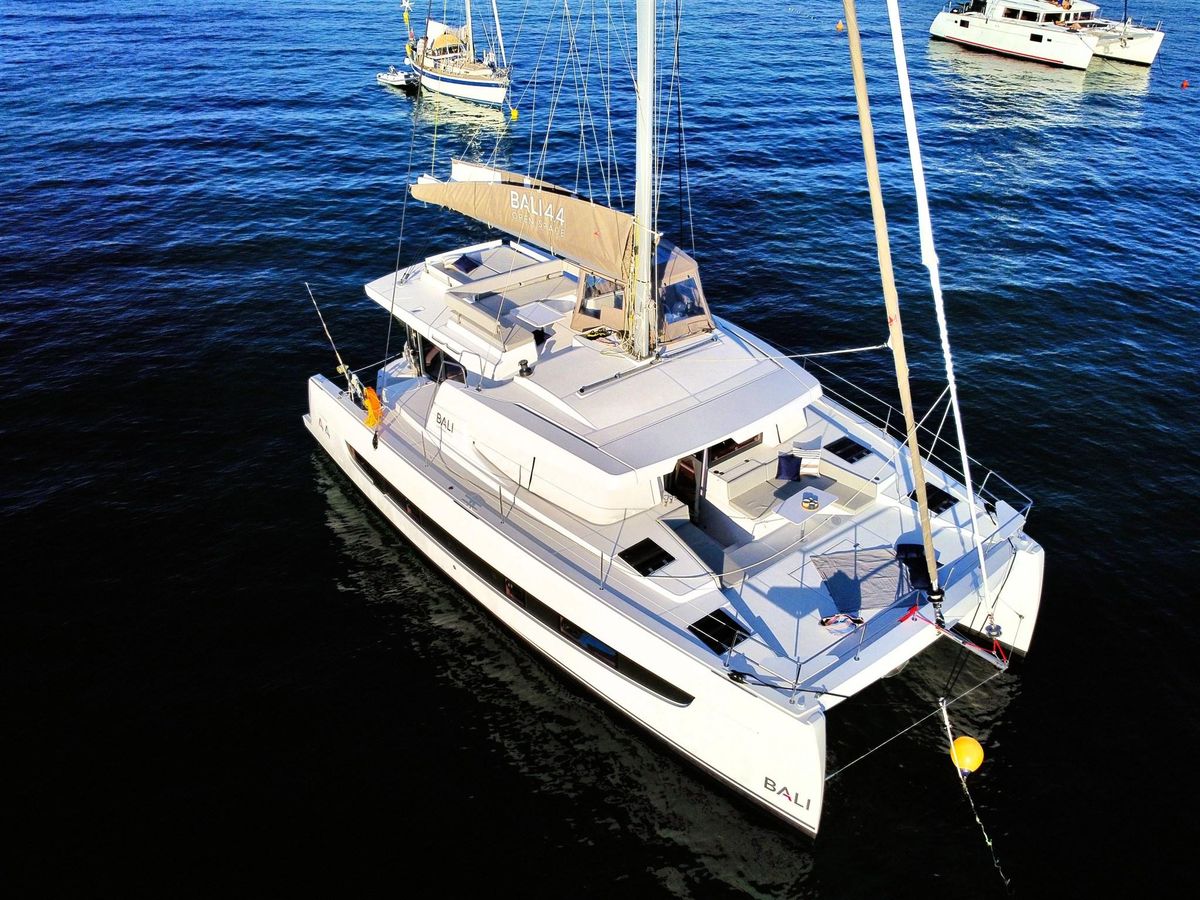 2022 Custom Bali Catamarans Bali 4.4