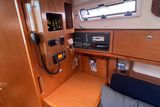 2010 Bavaria Cruiser 32