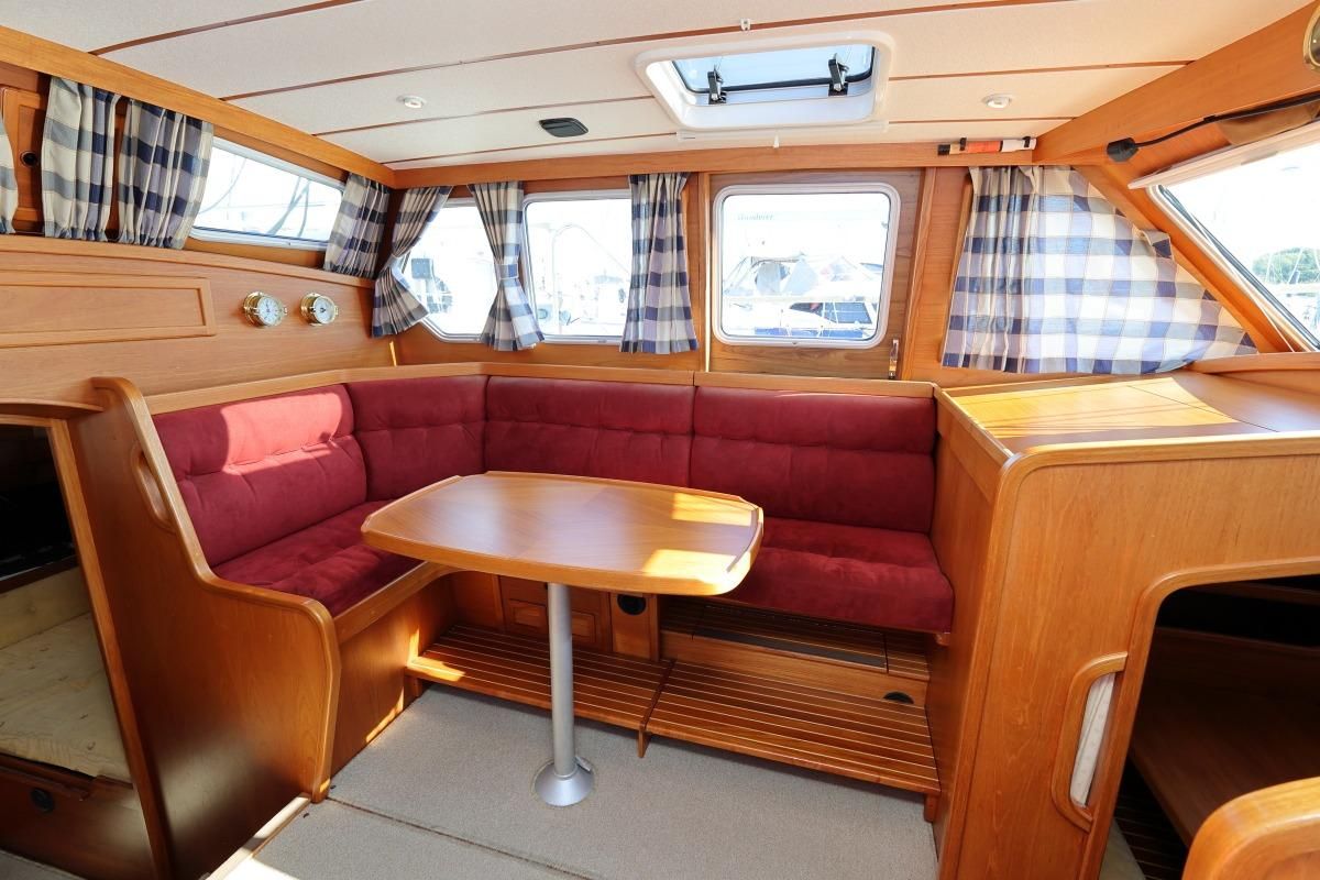 2002 Nauticat 331