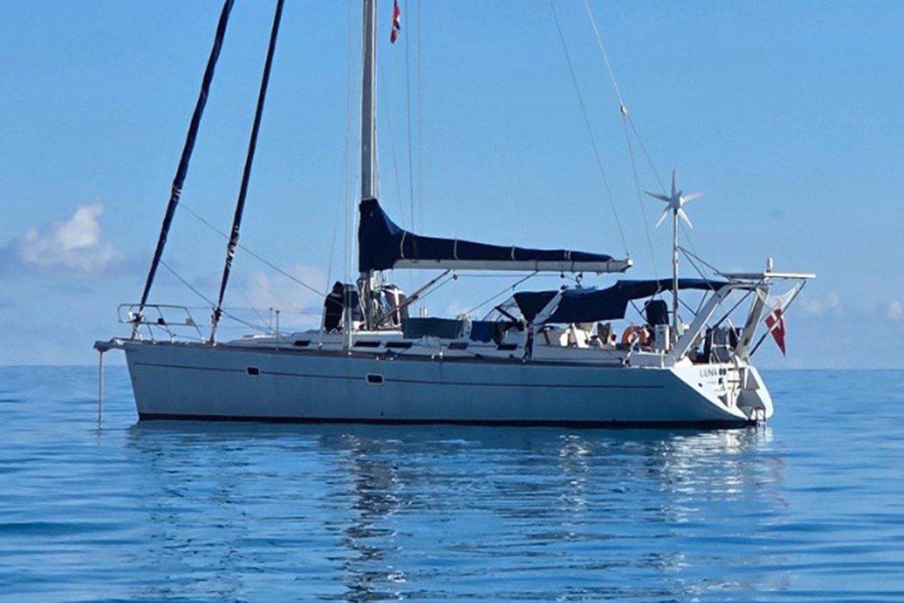 2001 Alliage 44