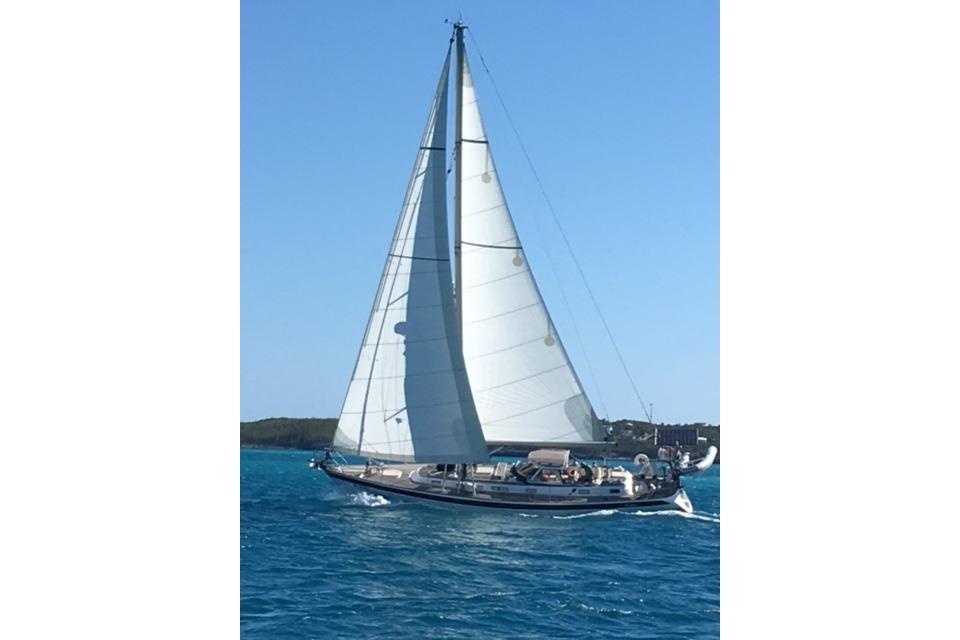 2003 Hallberg-Rassy 46 for sale in Portimão, Portugal