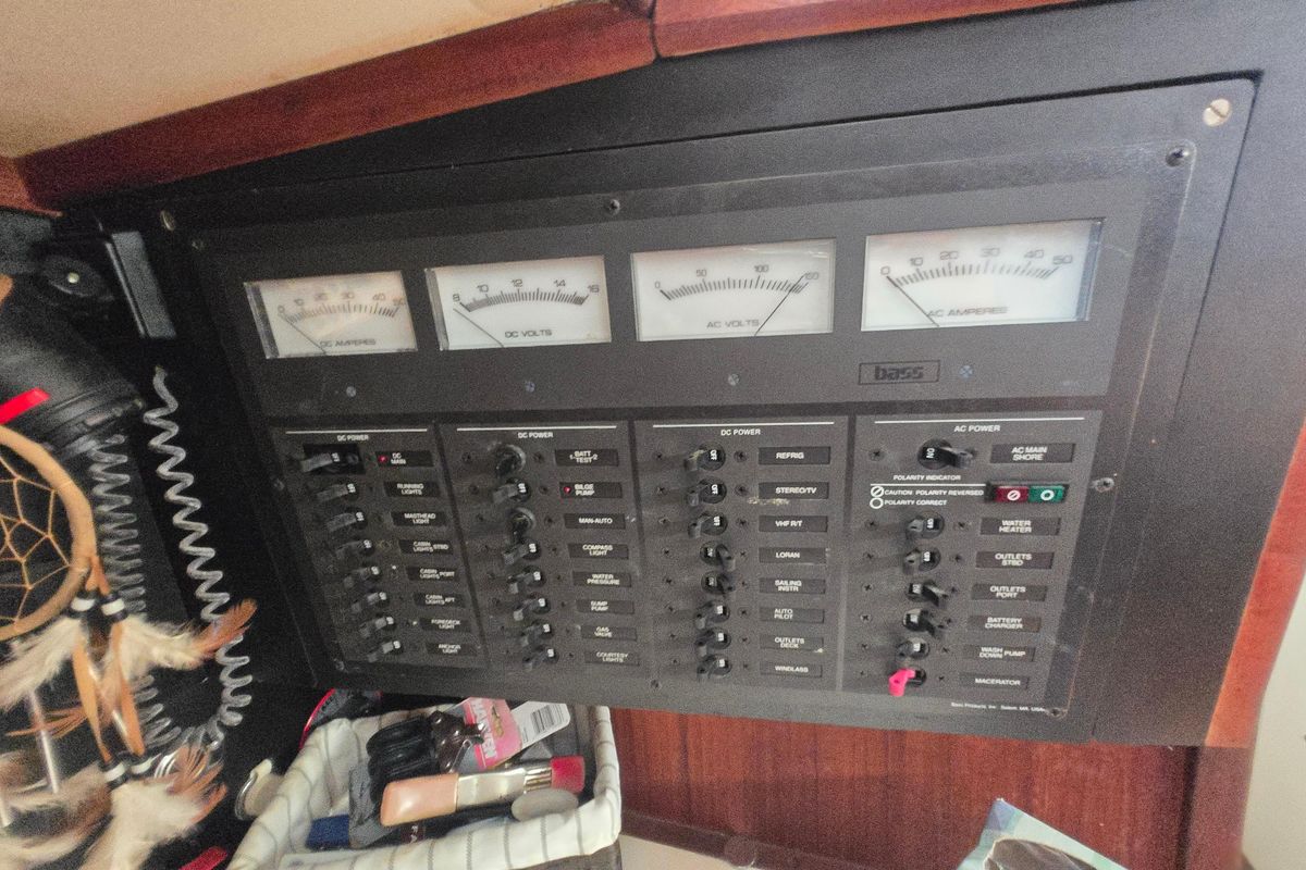 1988 Sabre 38