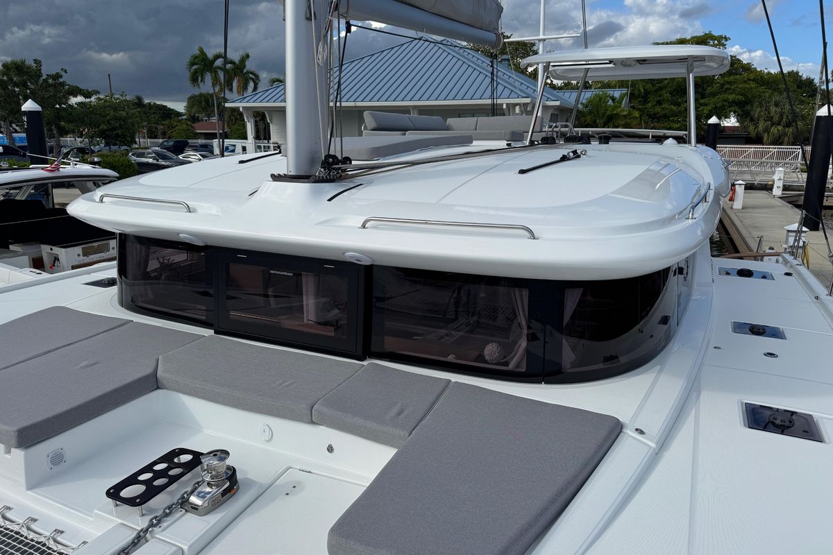 2026 Lagoon 43