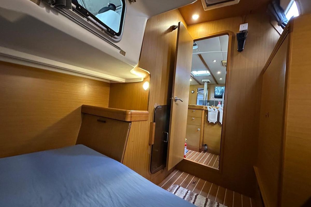2008 Jeanneau Sun Odyssey 42i