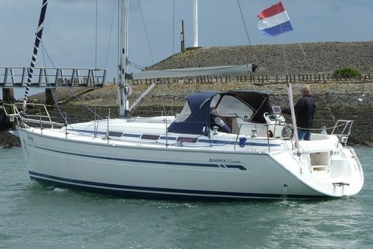 2004 Bavaria Cruiser 36