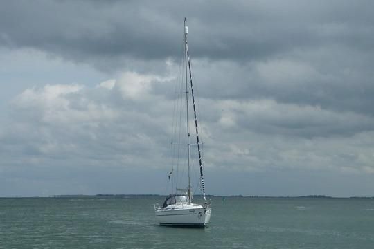 2004 Bavaria Cruiser 36