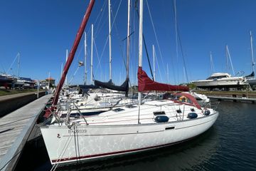 2003 Beneteau Oceanis Clipper 311 Boats