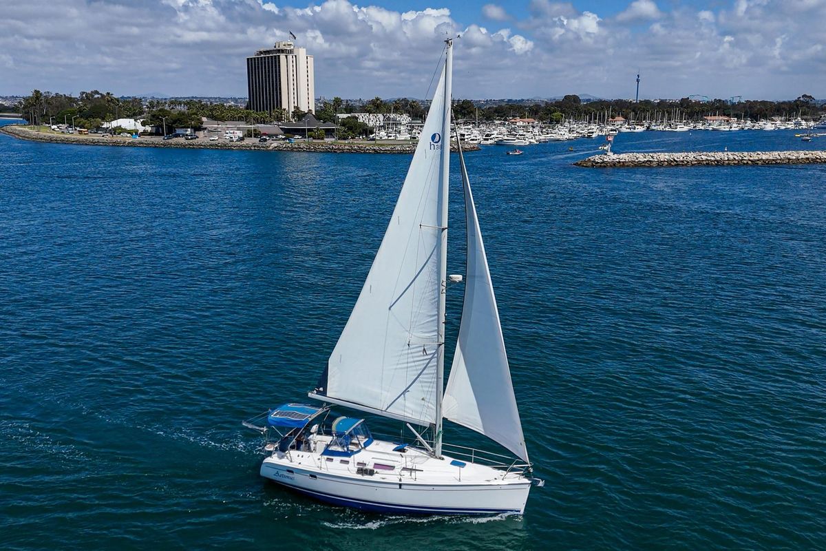 2007 Hunter 38