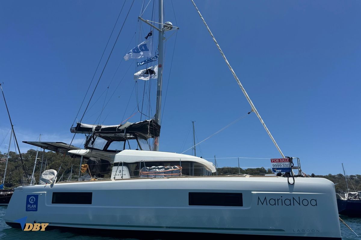 2021 Lagoon 40