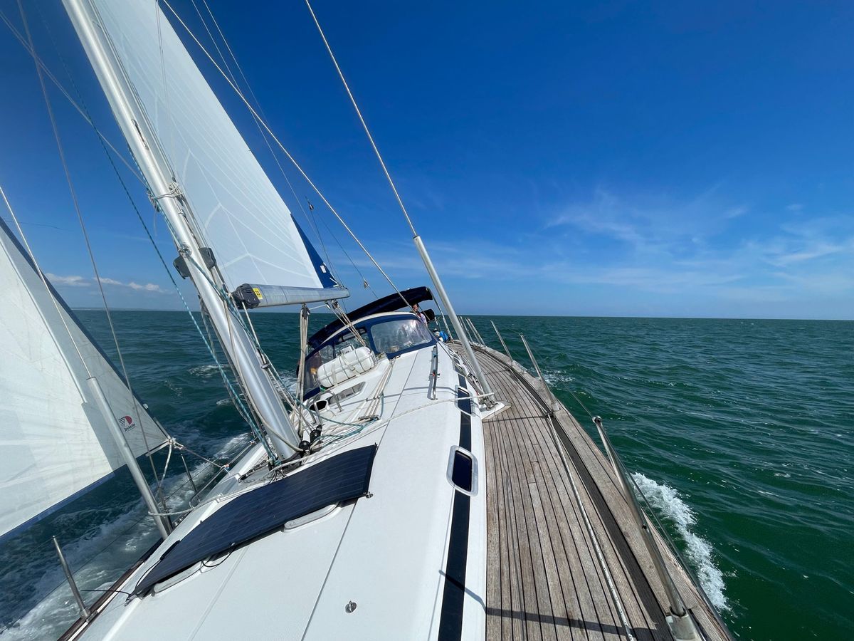2003 Bavaria 44