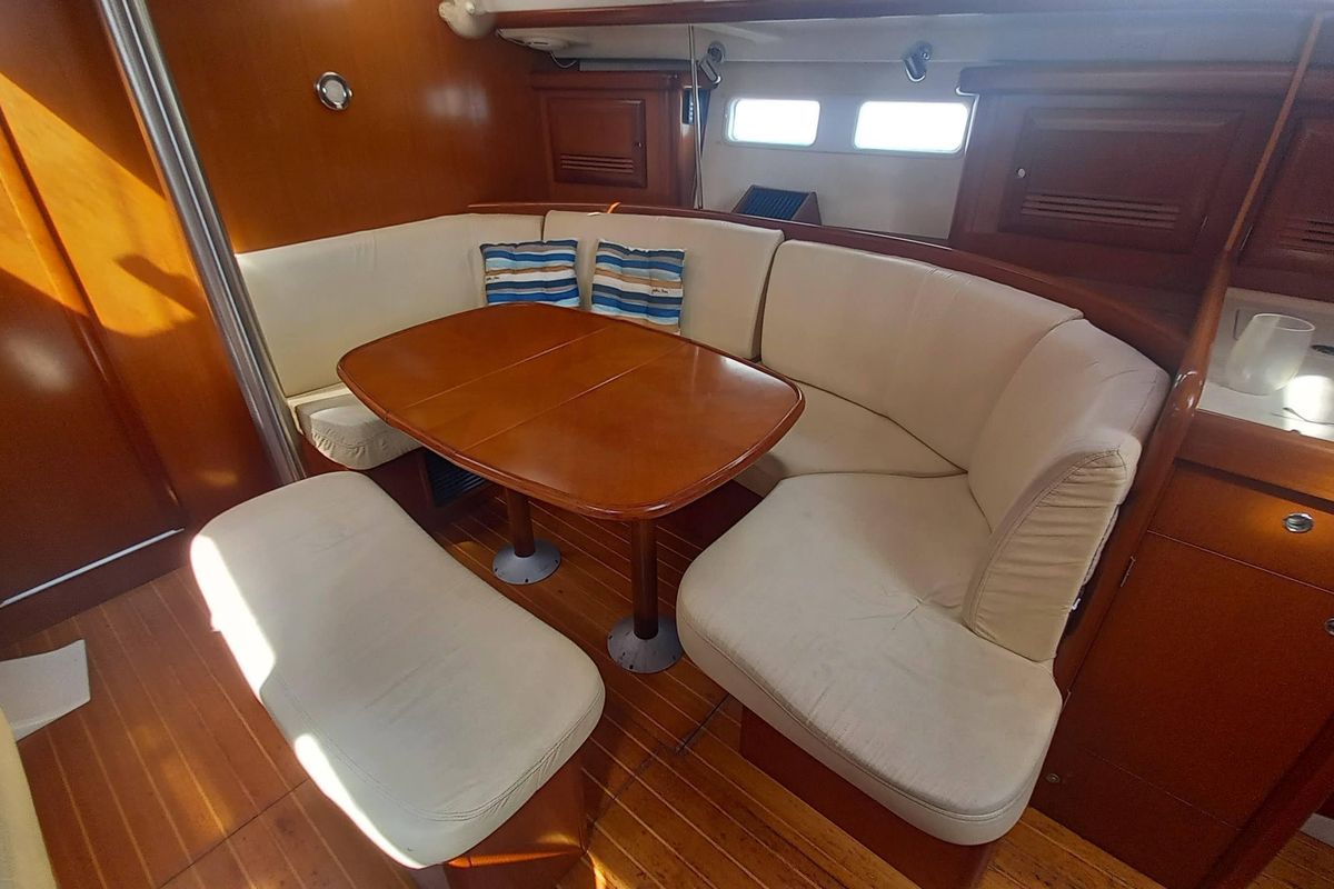 2007 Beneteau 423