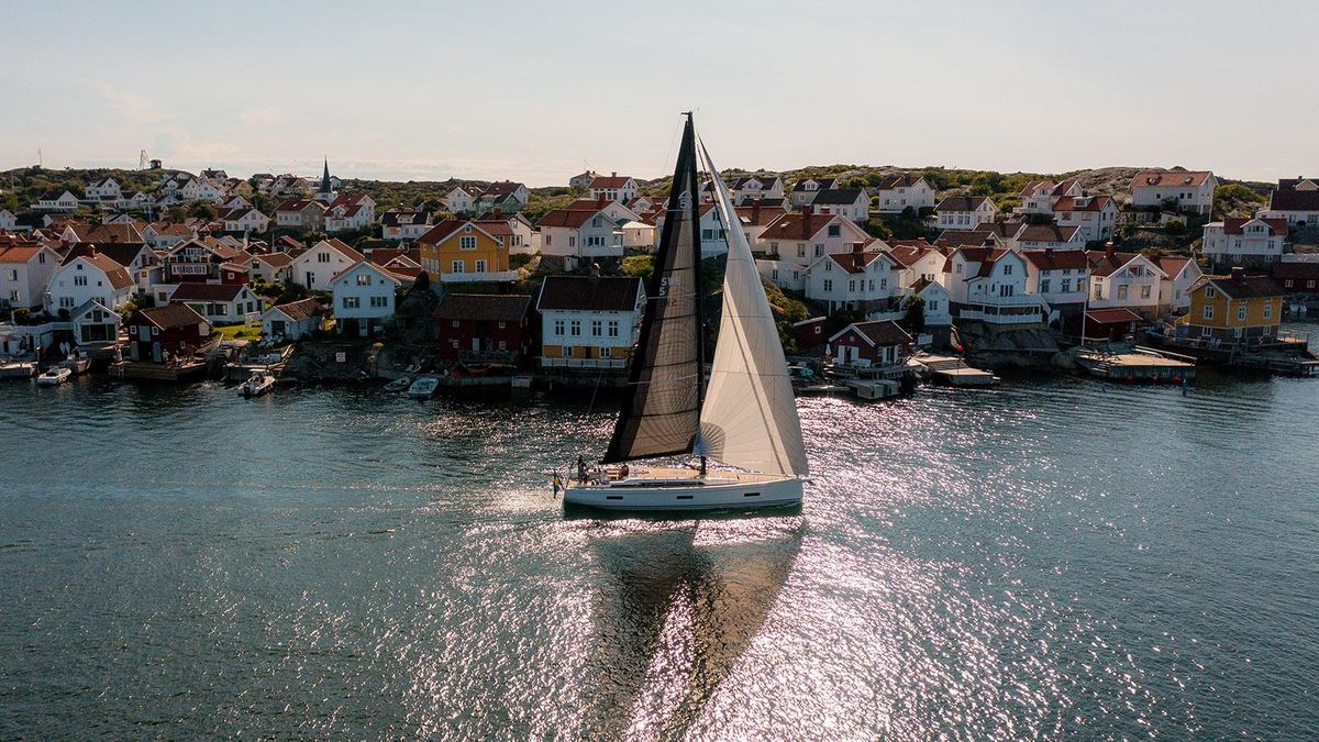 2025 Arcona 50