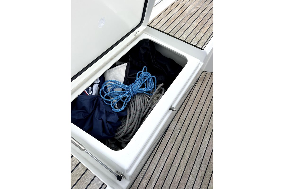 2022 Beneteau Oceanis 40.1