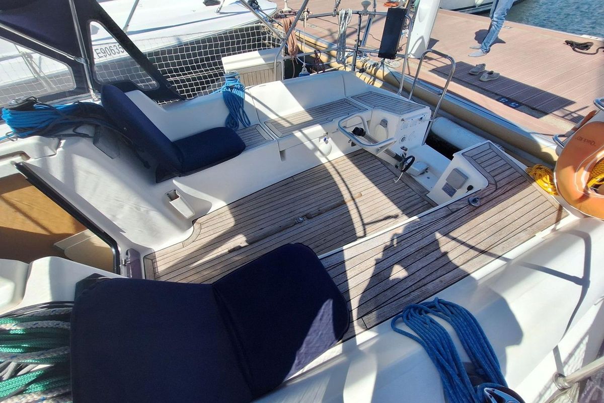 2006 Dufour 325 Grand Large