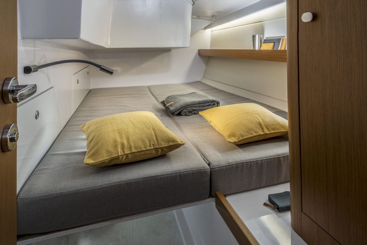 2026 Beneteau First 36