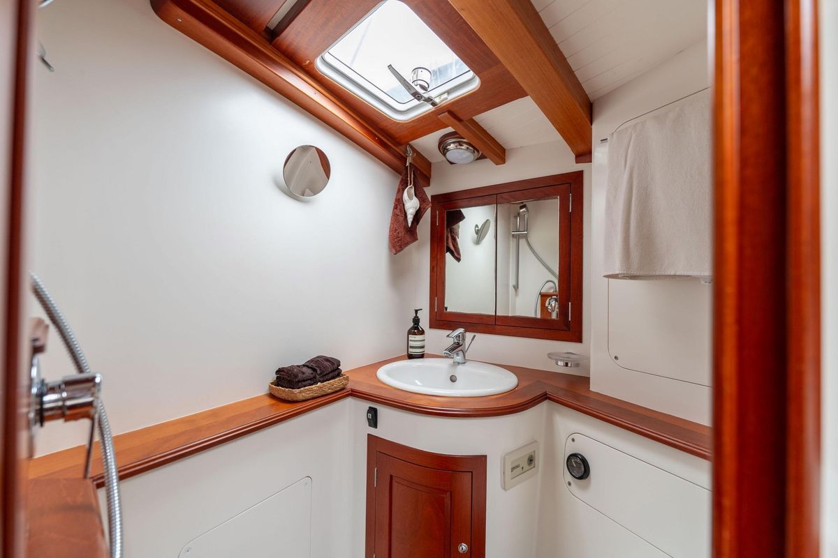 2012 Spirit Yachts 60dh