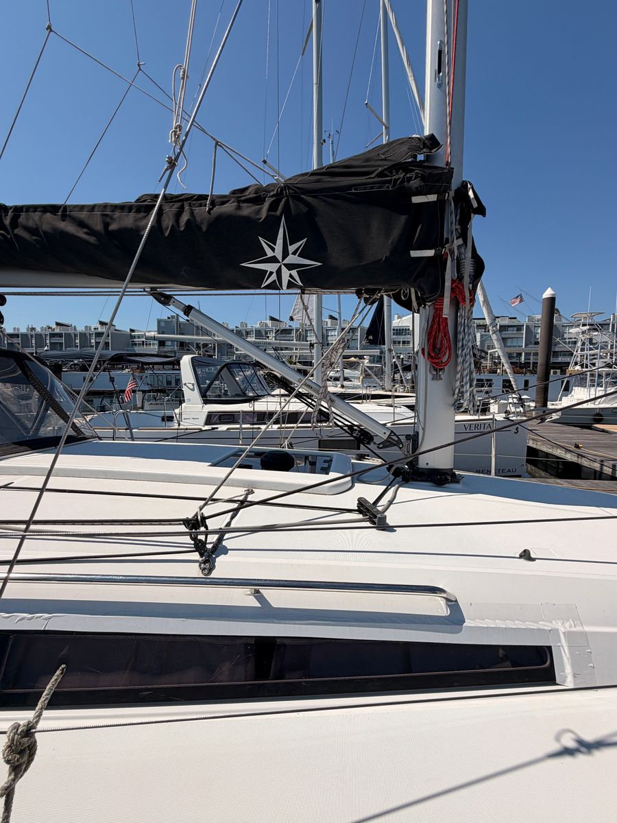 2021 Jeanneau Sun Odyssey 349