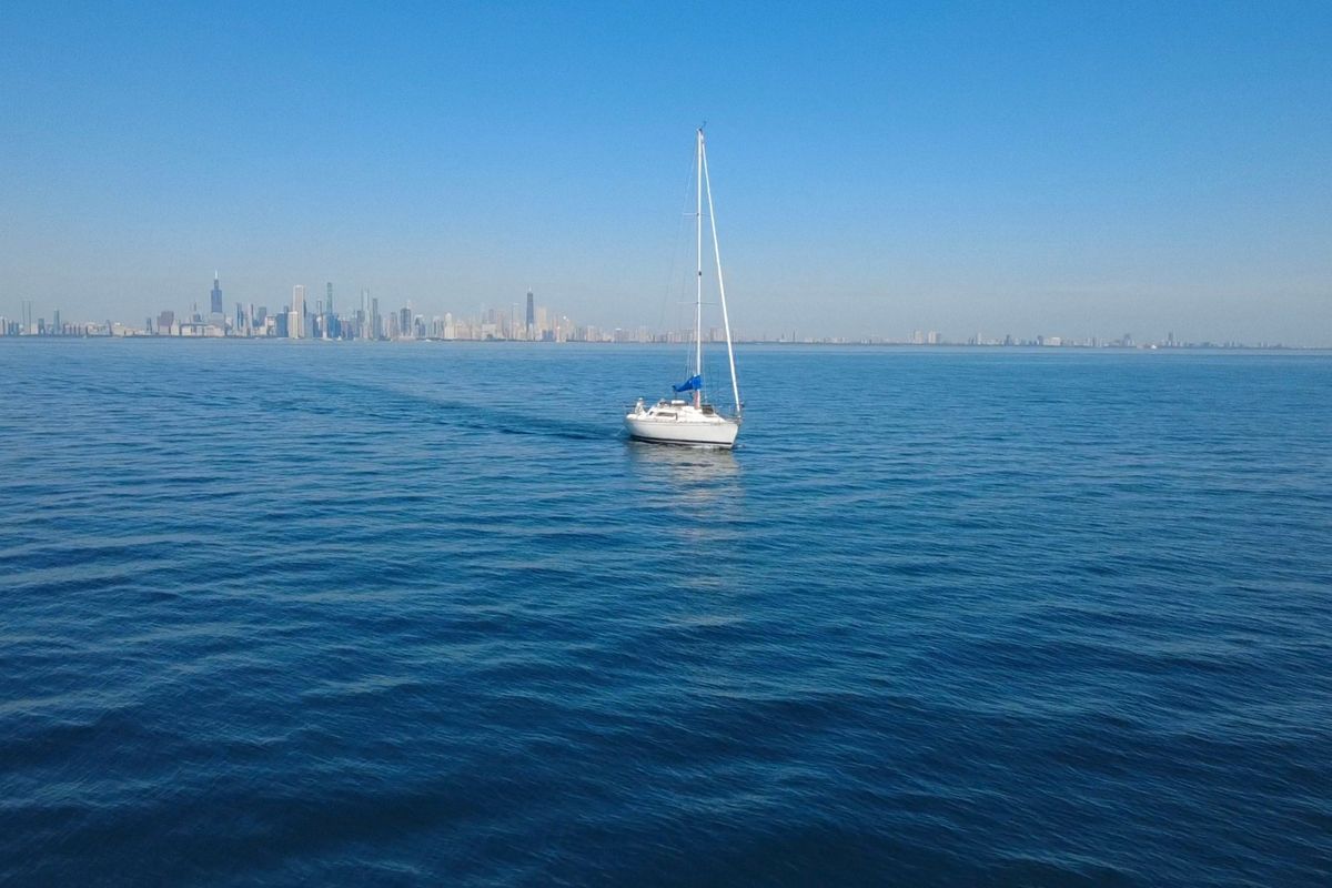 1985 Beneteau First 305