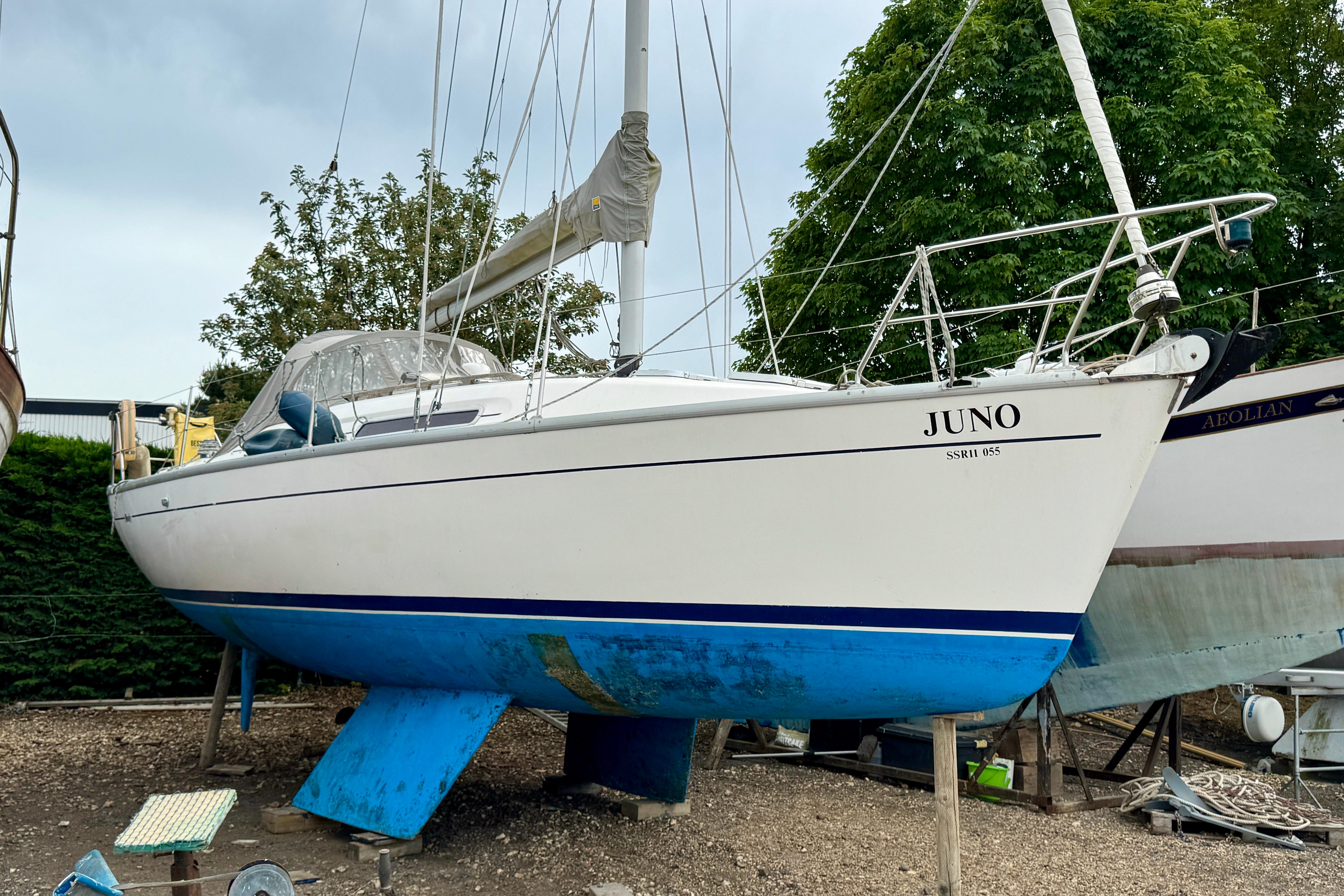 1999 Moody S31 for sale in Emsworth, Hampshire, United Kingdom