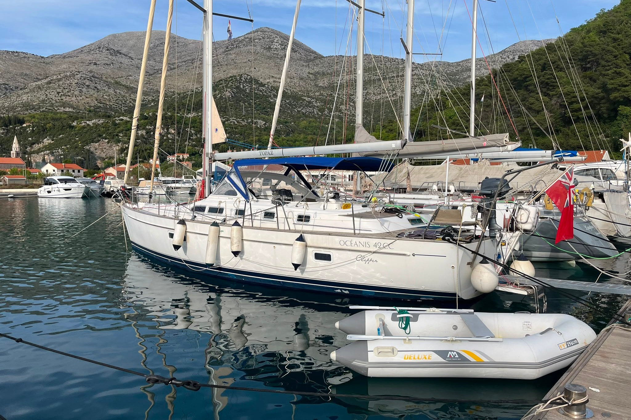 2003 Beneteau Oceanis 42cc for sale in Leros, Greece
