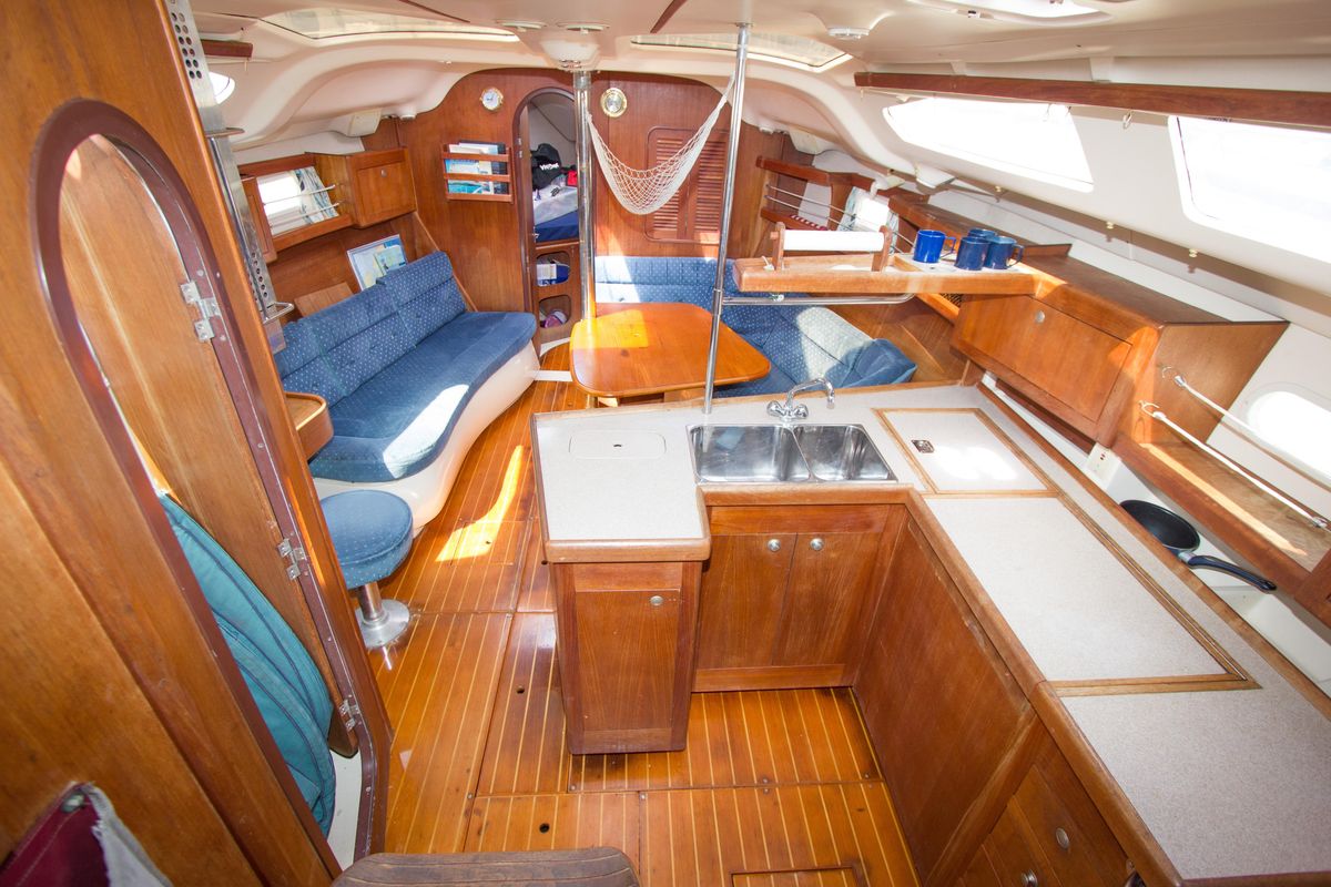1997 Hunter 376