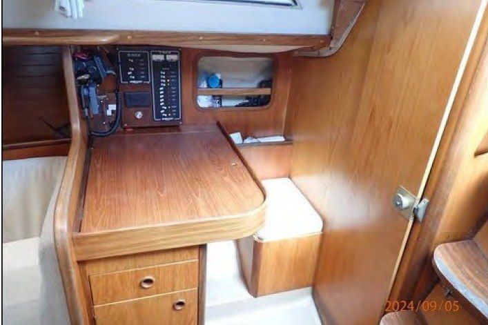 1985 Beneteau First 305