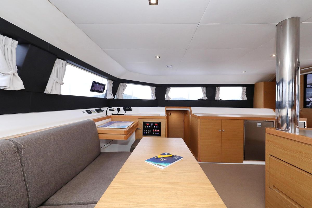 2018 Dufour Catamarans 48