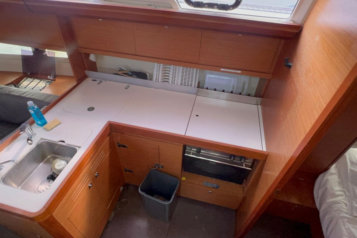 2018 Dufour 412 Grand Large