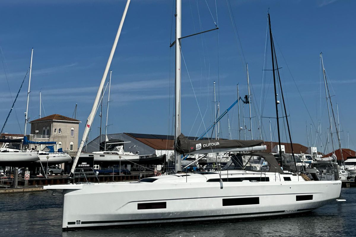 2024 Dufour 470
