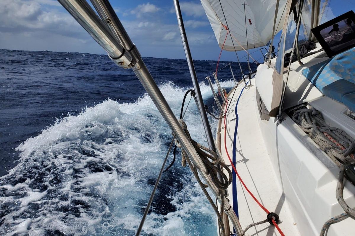 2014 Jeanneau Sun Odyssey 469