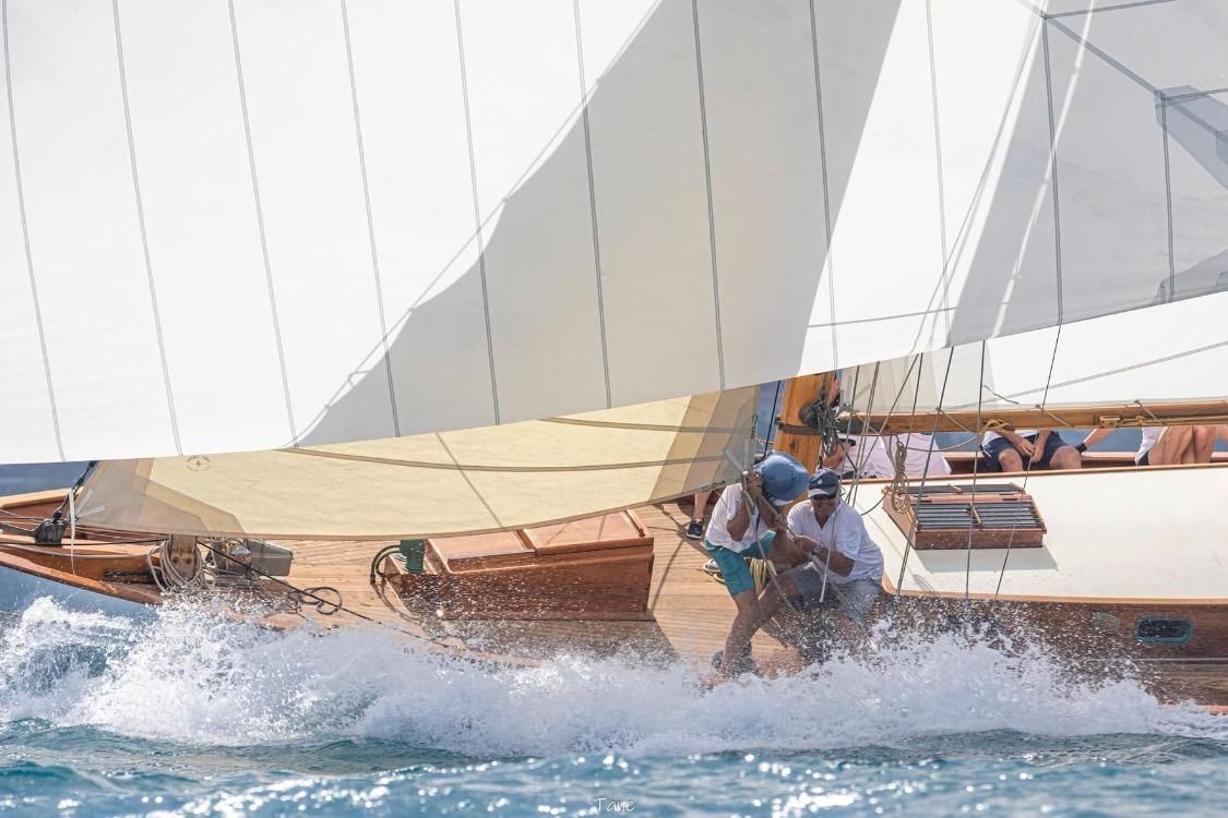 1953 Herreshoff 58
