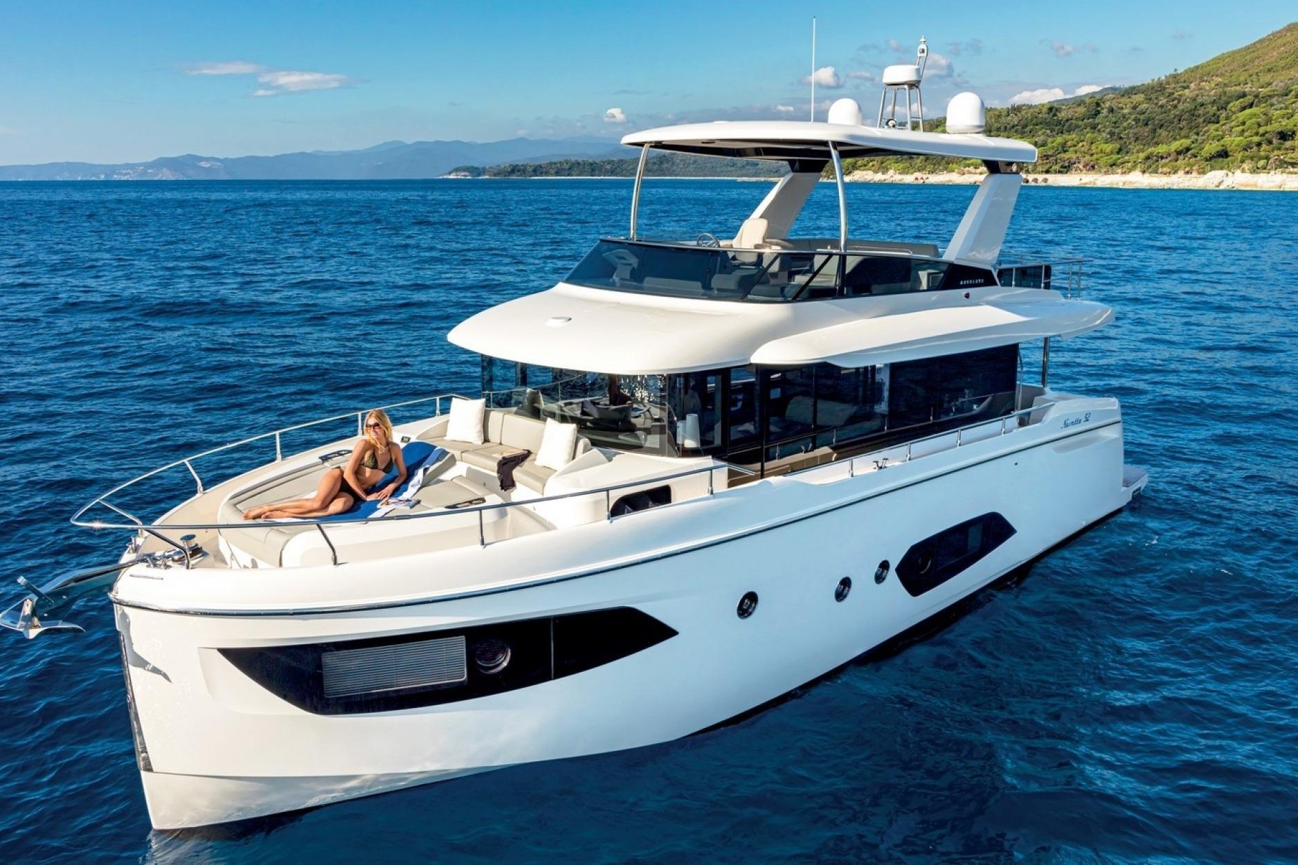 2018 Absolute Navetta 52 for sale in Monaco