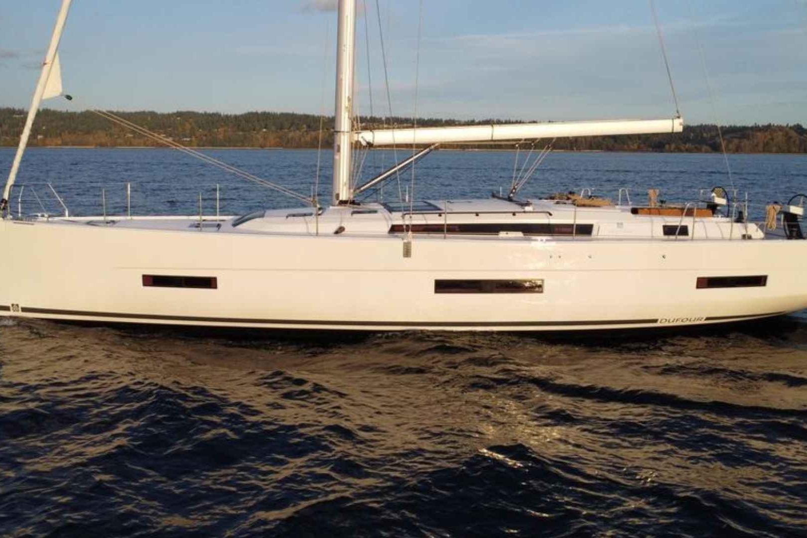 2025 Dufour 530 for sale in La Rochelle, Charente-Maritime, France