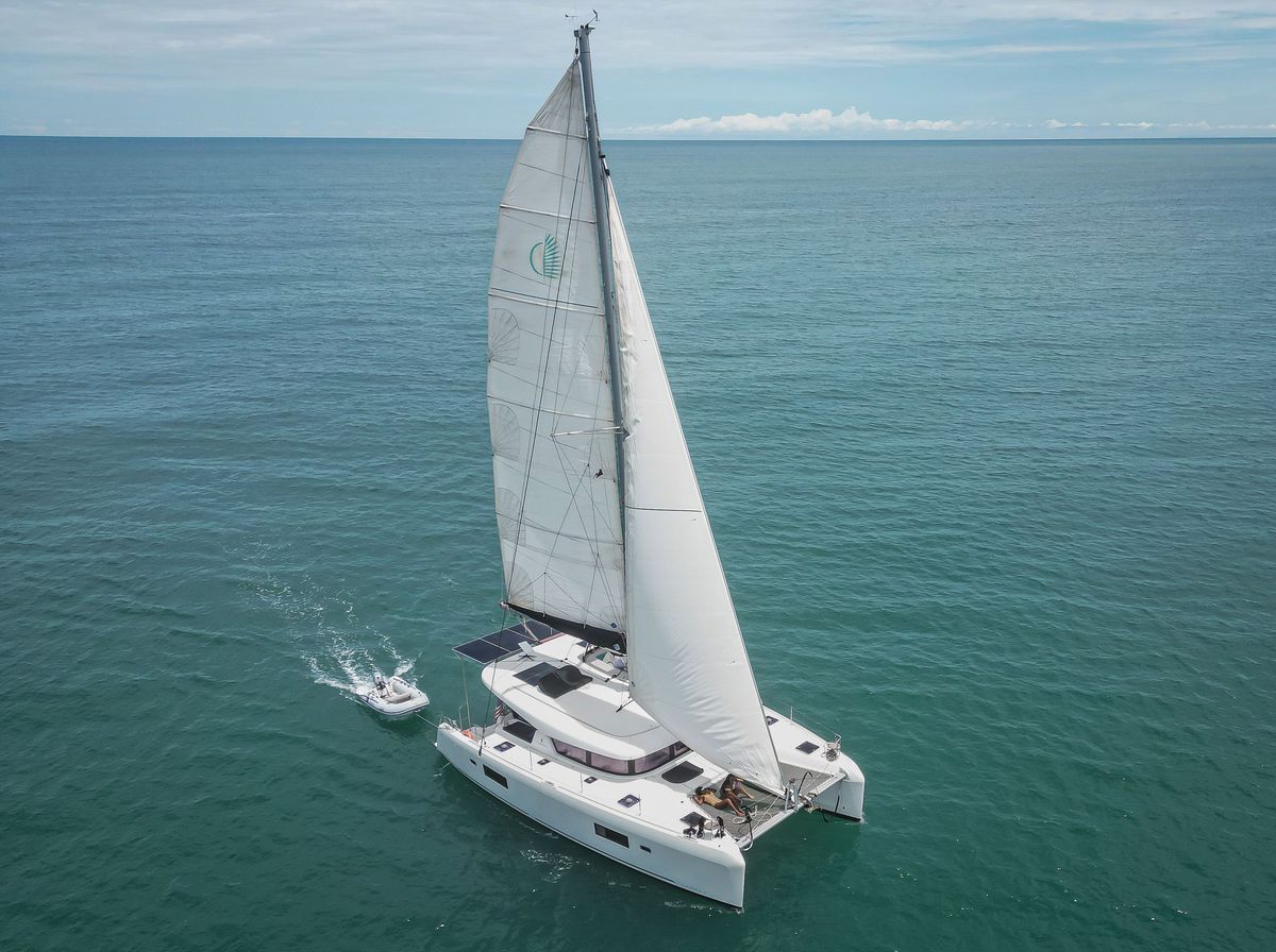 2019 Lagoon 42
