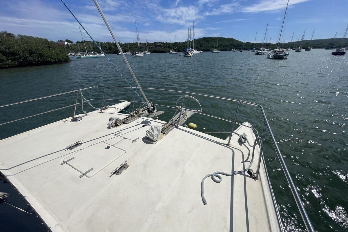 1985 Prout Snowgoose 37